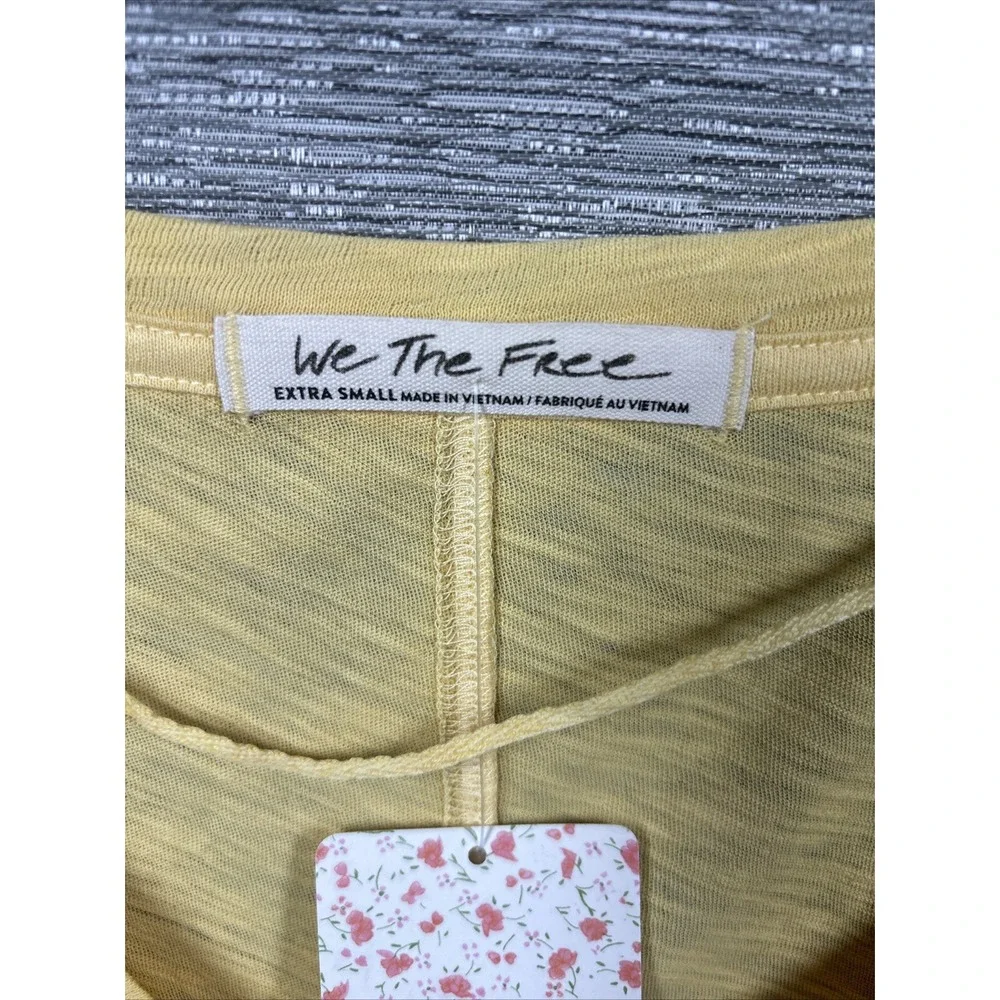 NEW Free People Women's On My Mind V-Neck Long Sleeve Shirt Camel/Yellow Size XS